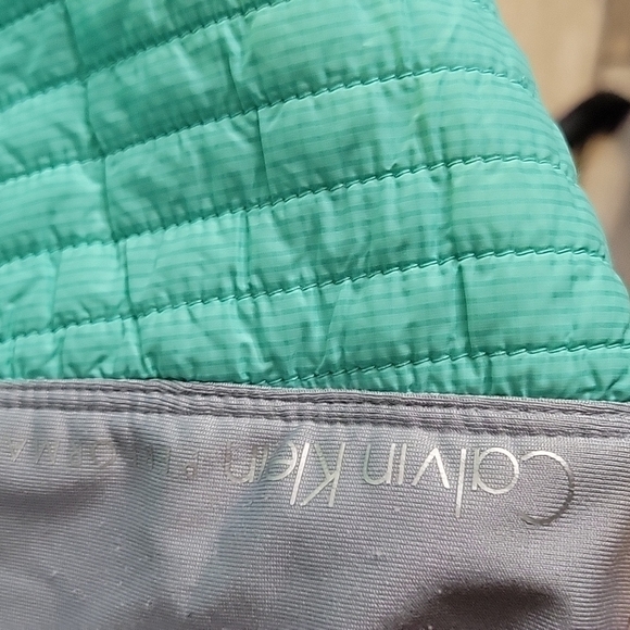 Calvin Klein Performance Activewear Jacket Medium - Picture 3 of 6